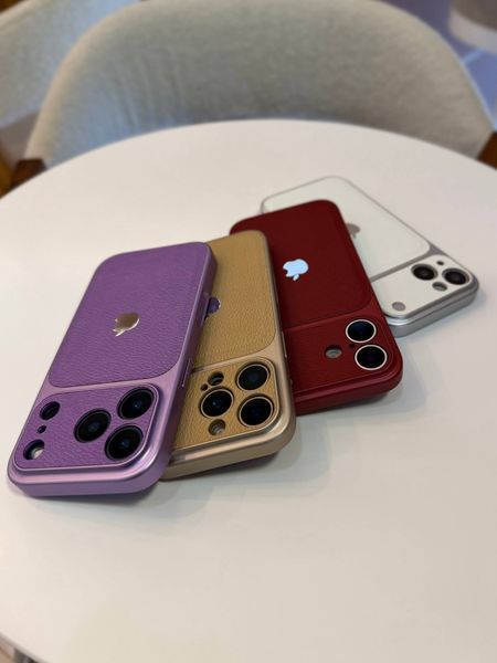 Leather Textured Module Logo iPhone 16 - Red 43283 фото